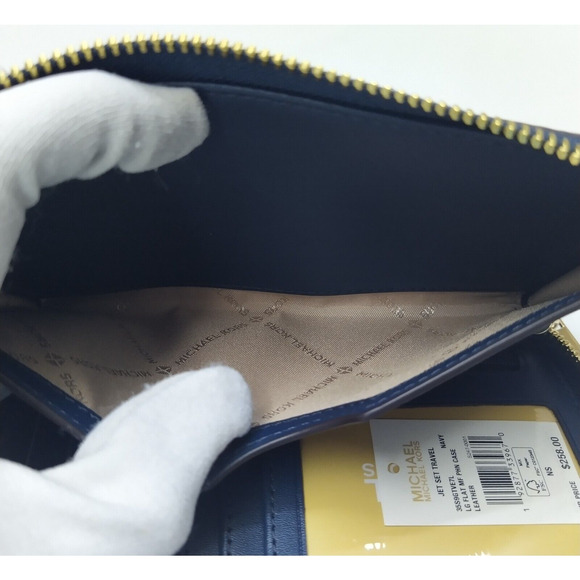 Michael Kors Jet Set Travel Navy Blue Leather Zip Around Phone Case Wallet - NWT - Picture 11 of 16